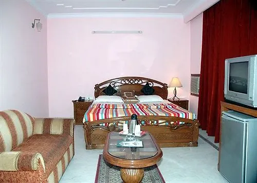 ***  Hotel Pablas International, New Delhi, Near Metro India