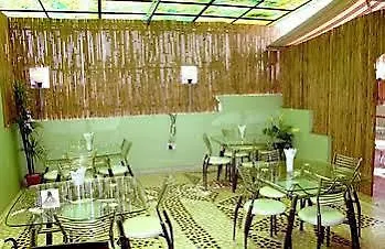 Hotel Pablas International, New Delhi, Near Metro